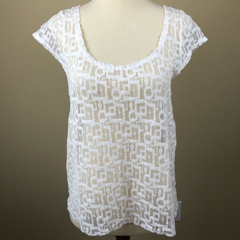 DKNY White Lacy Sheer Scoop Neck Top w/Cap Sleeves - Size XS